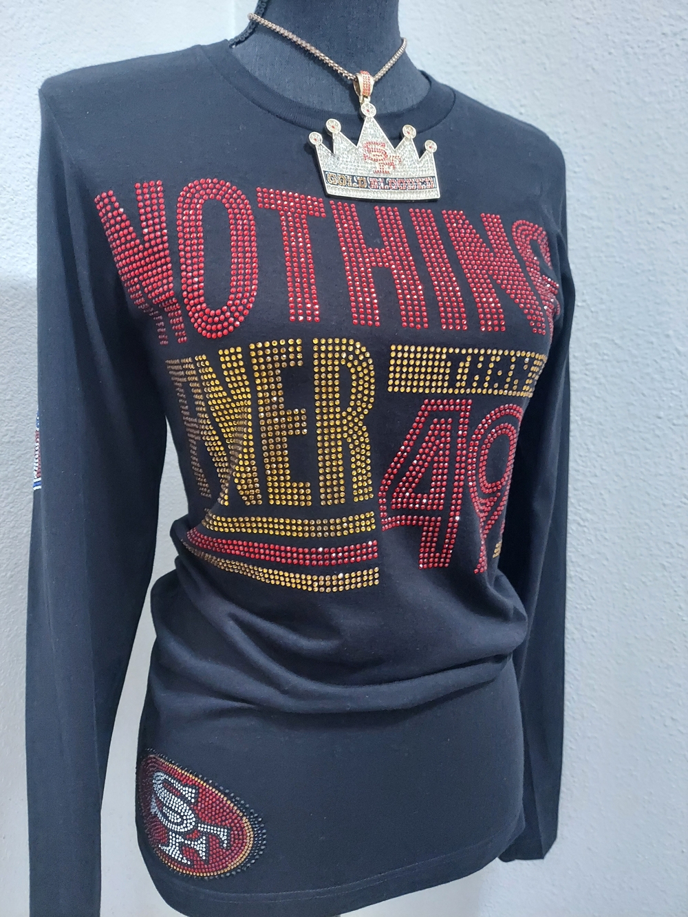49ers Women’s Black Rhinestone Graphic Long Sleeve Top